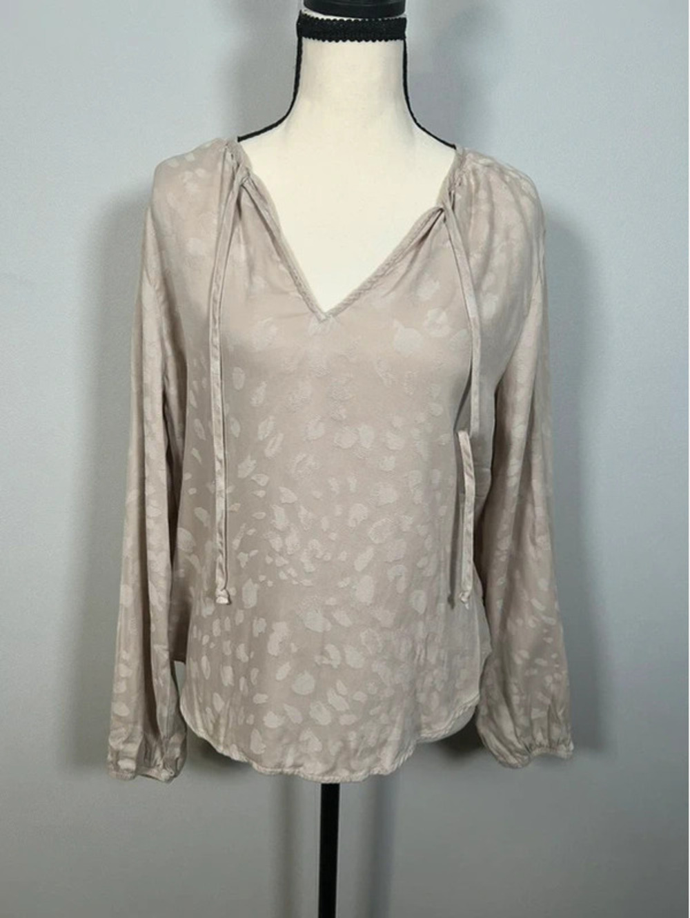 Cloth & Stone Boho Peasant Blouse S Beige Jacquard Floral Long Sleeve